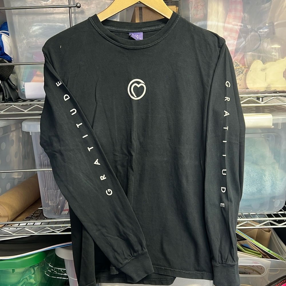 MONAT GRATITUDE long sleeve tshirt small